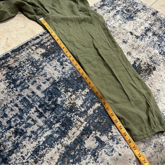 Cloth & Stone Green Straight Leg Light Weight Loose Trousers Size Medium - Picture 10 of 10